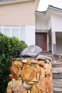 Belton Residence - Entrance